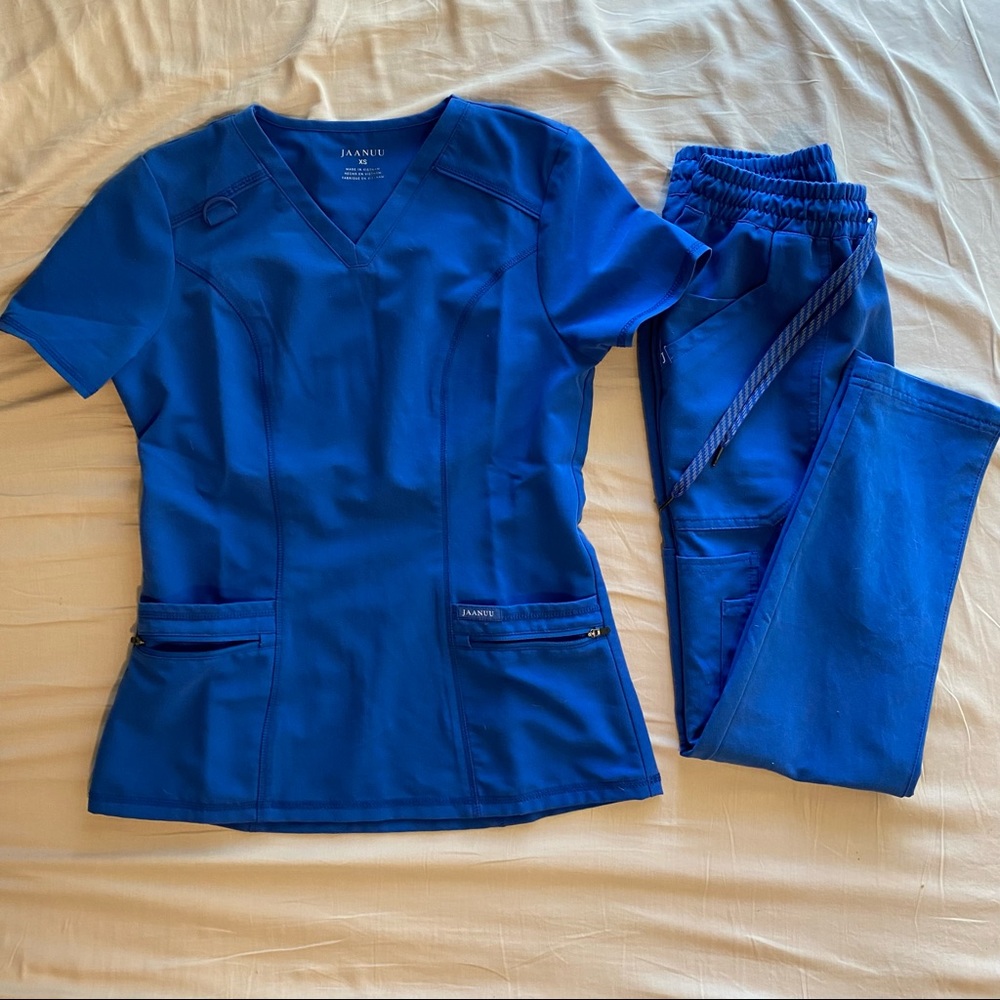 JAANUU Royal Blue Scrub Set XS